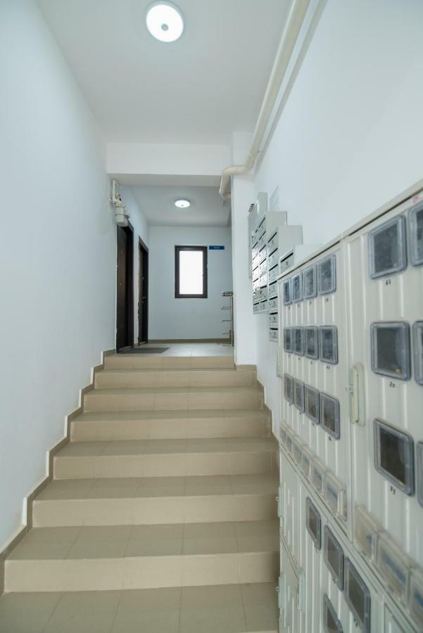 Apartment Rezident Militari